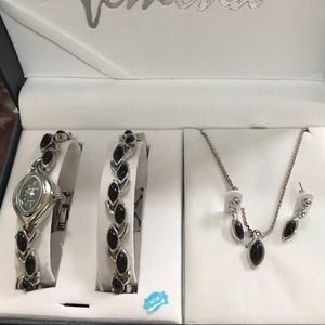 Femina jewelry set
